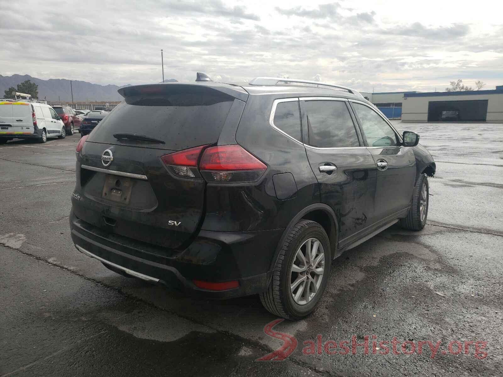 KNMAT2MT0JP592715 2018 NISSAN ROGUE