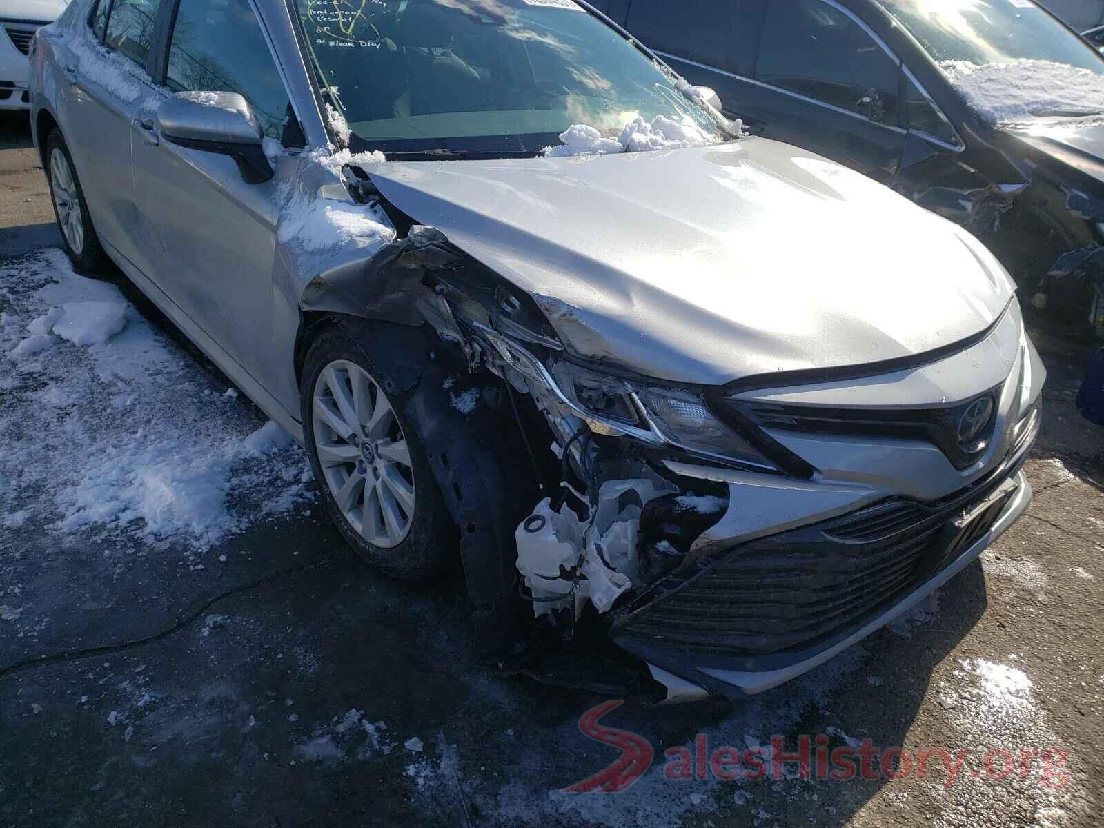 4T1B11HK7JU124421 2018 TOYOTA CAMRY