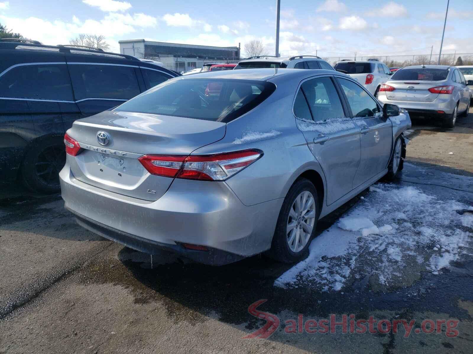 4T1B11HK7JU124421 2018 TOYOTA CAMRY