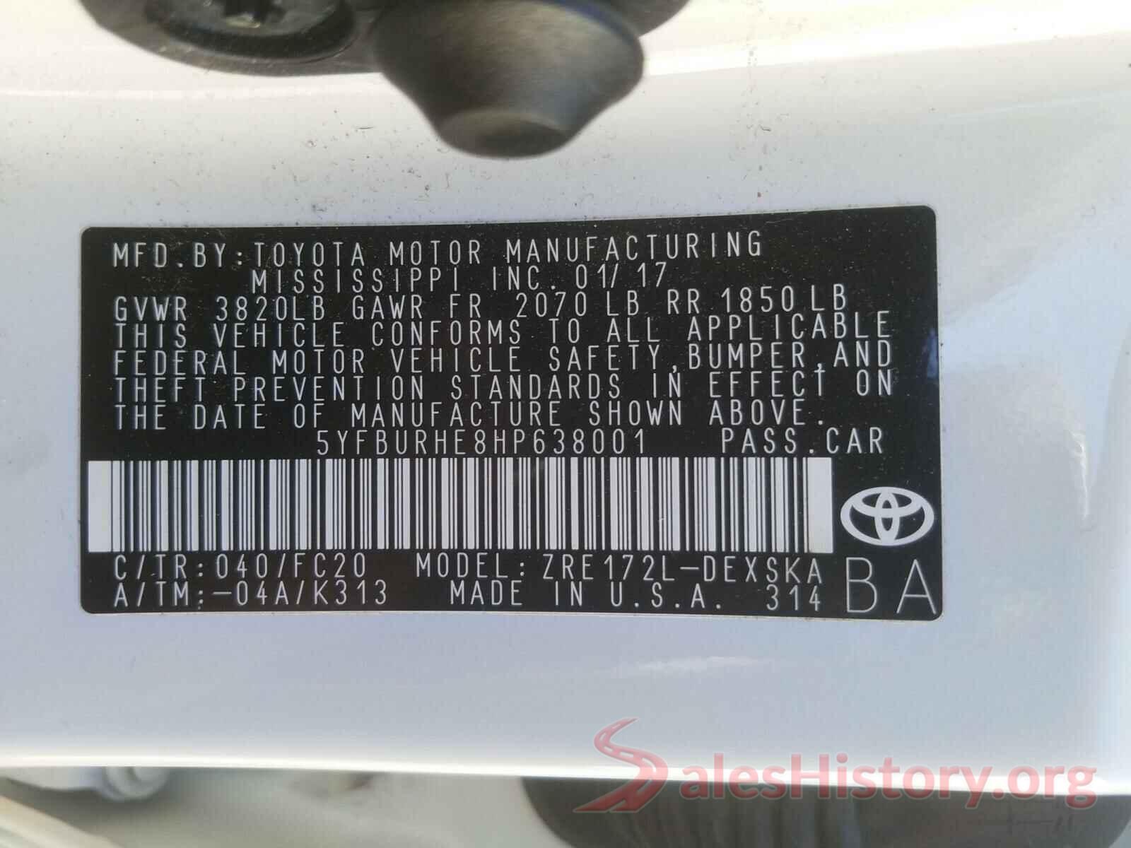 5YFBURHE8HP638001 2017 TOYOTA COROLLA