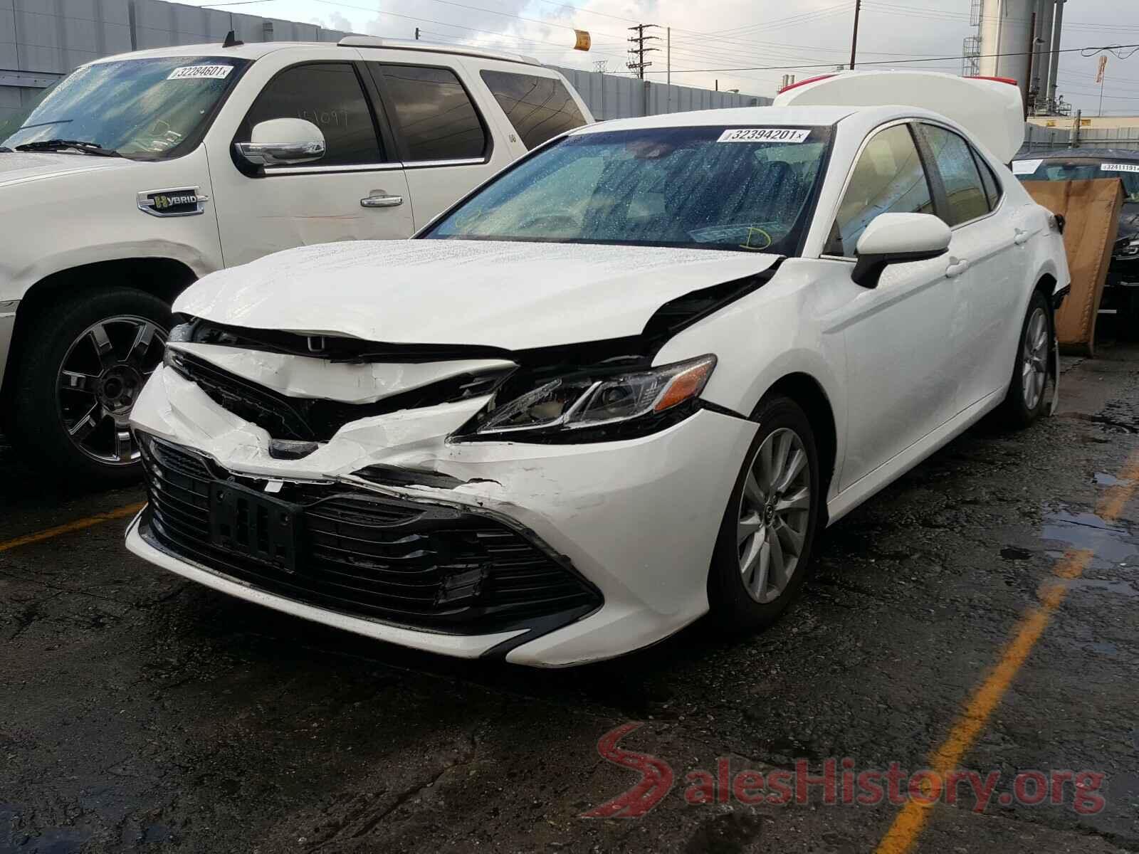 JTNB11HK3J3008414 2018 TOYOTA CAMRY