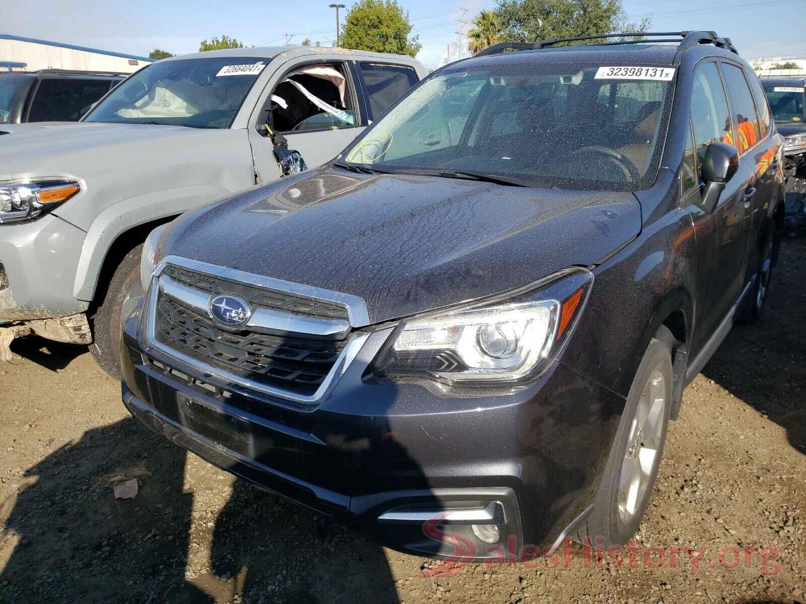 JF2SJAWC1JH434722 2018 SUBARU FORESTER