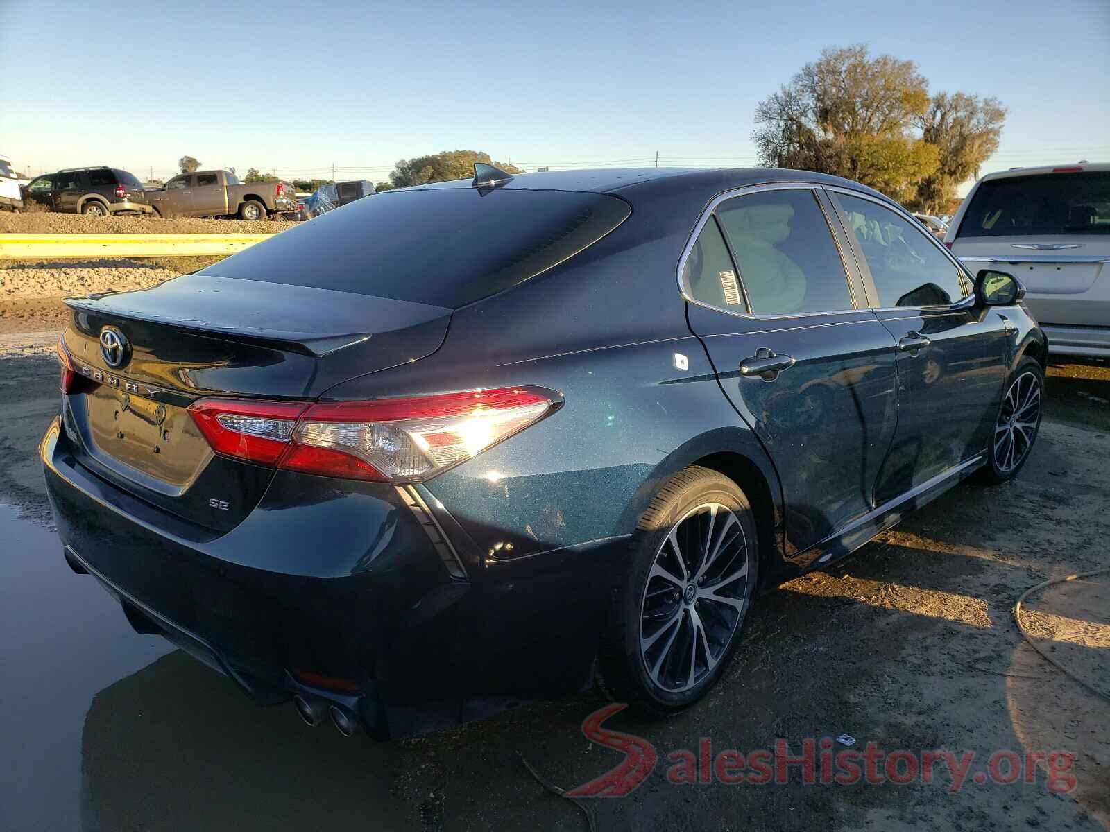 4T1B11HKXKU235806 2019 TOYOTA CAMRY