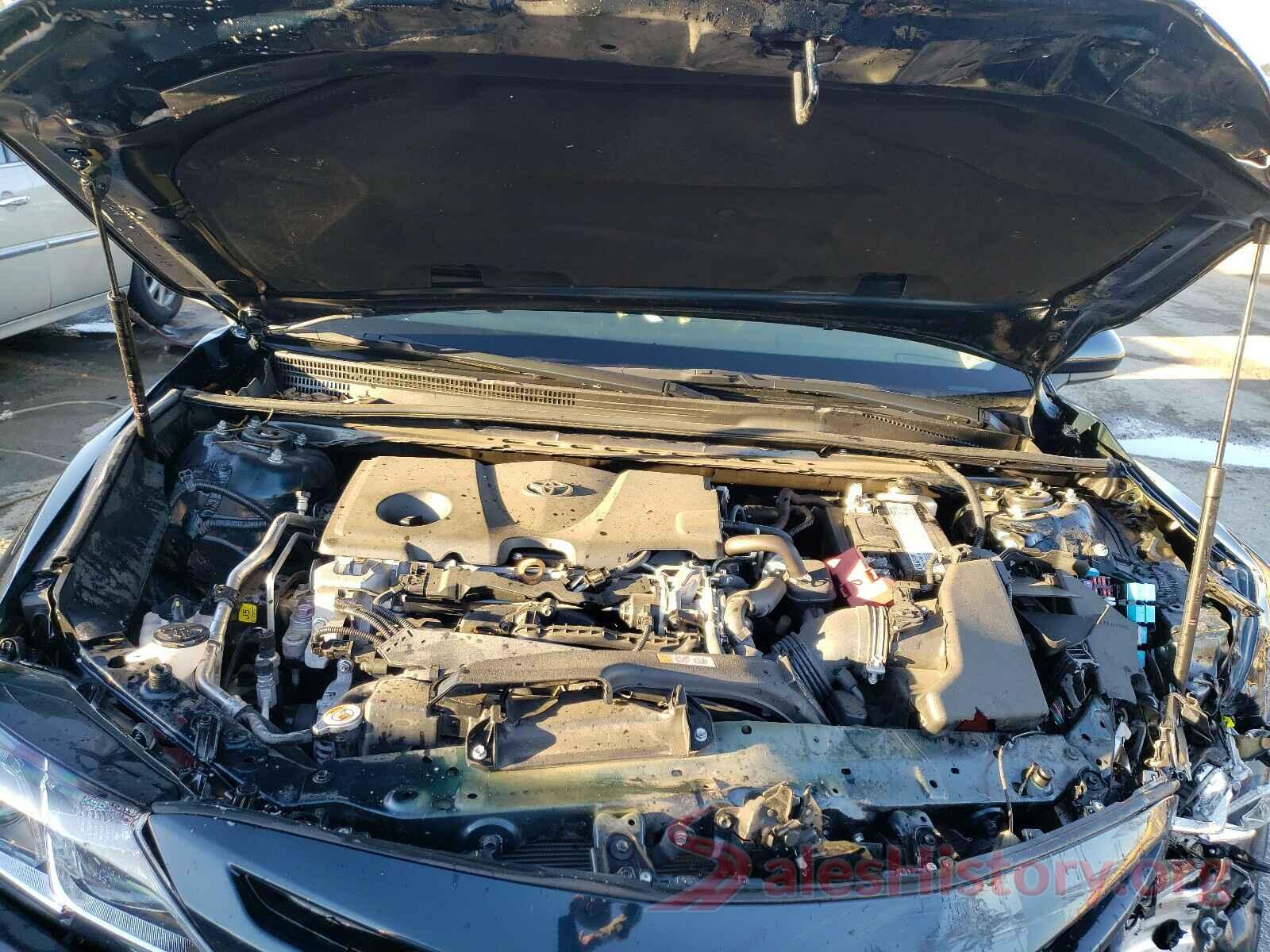 4T1B11HKXKU235806 2019 TOYOTA CAMRY