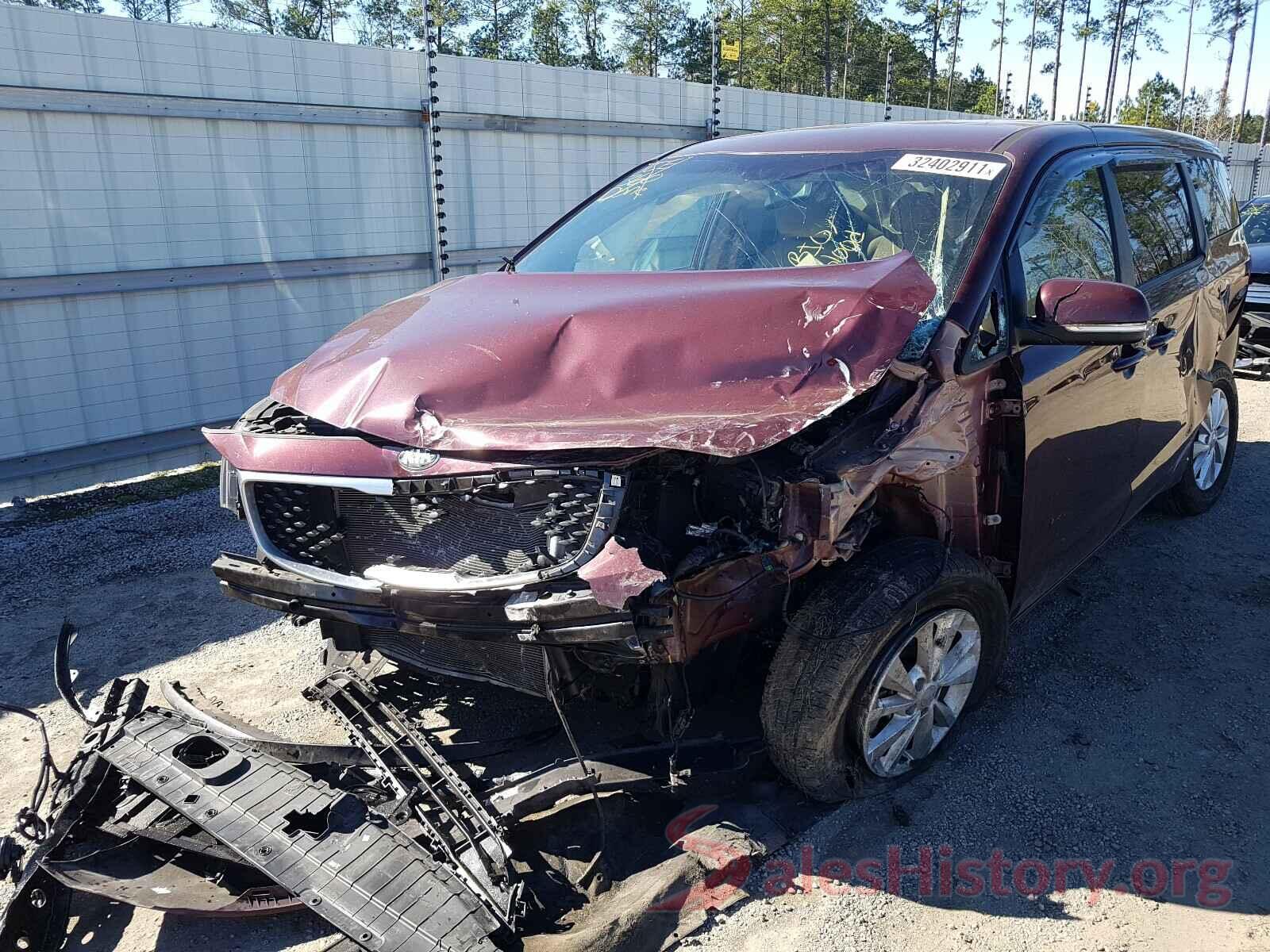 KNDMB5C18H6228642 2017 KIA SEDONA