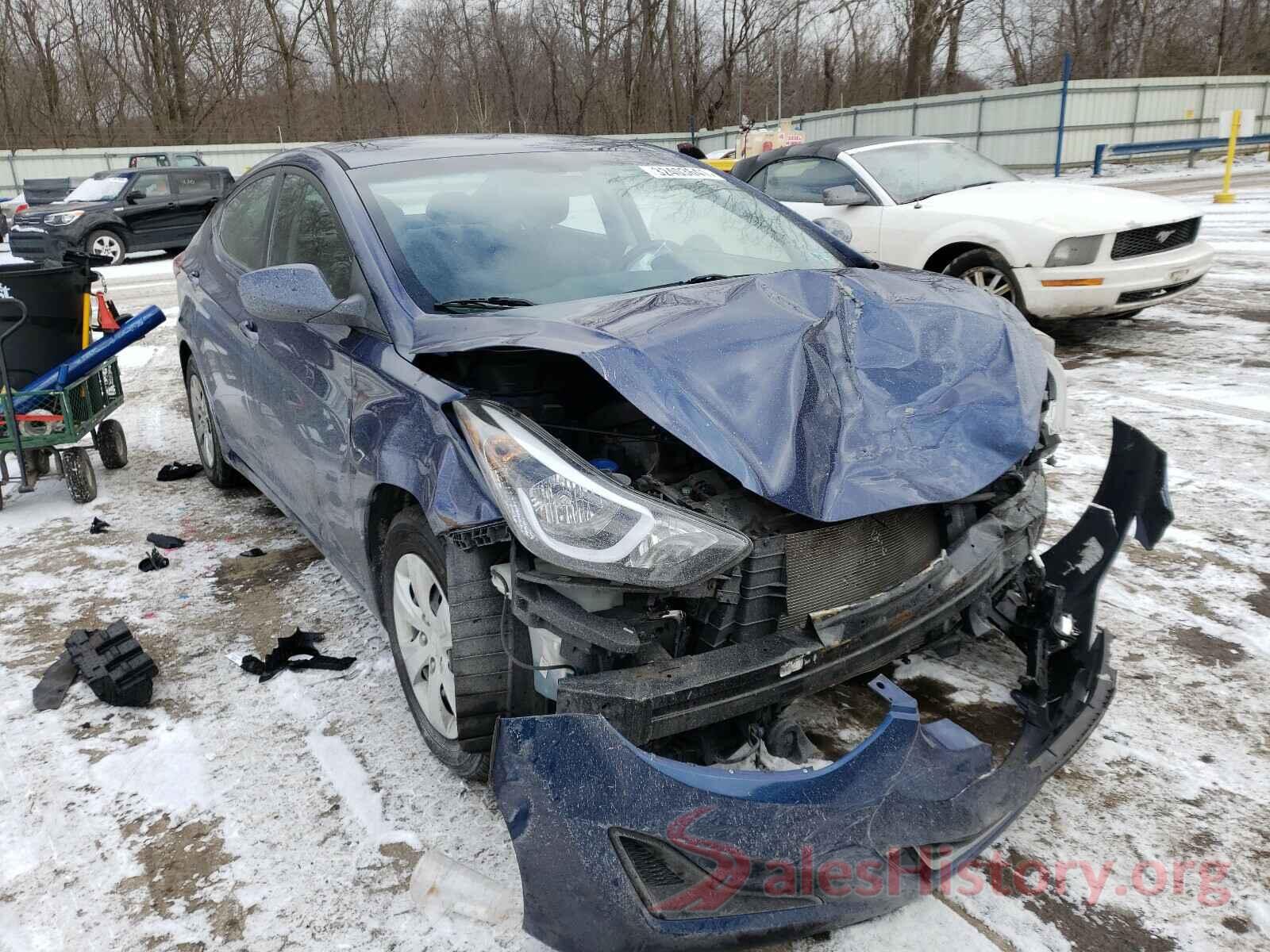 5NPDH4AE9GH688105 2016 HYUNDAI ELANTRA