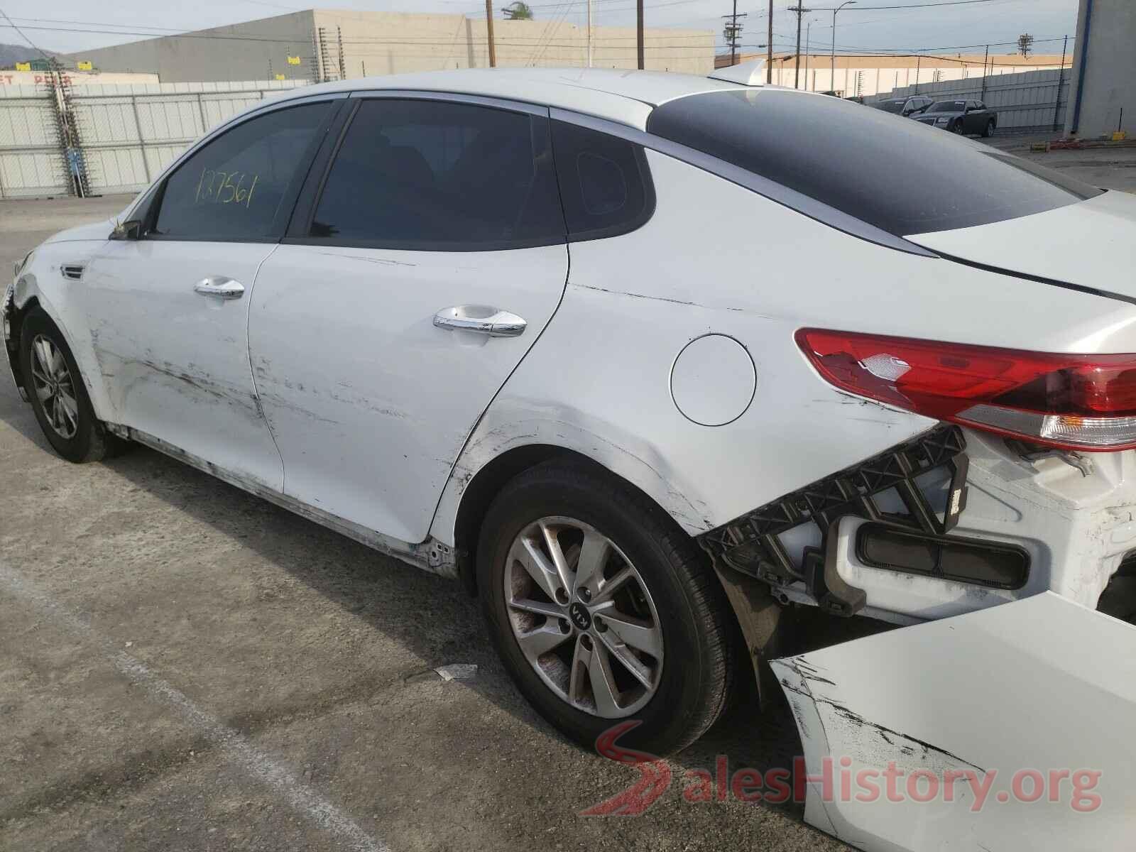 5XXGT4L32JG205211 2018 KIA OPTIMA