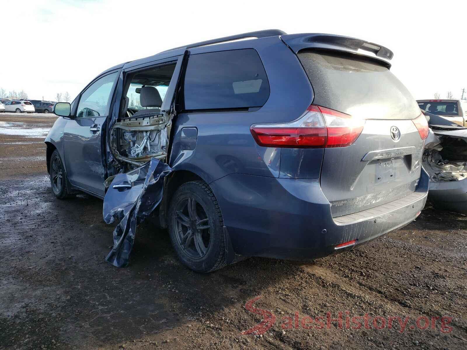 5TDDZ3DC0HS178724 2017 TOYOTA SIENNA