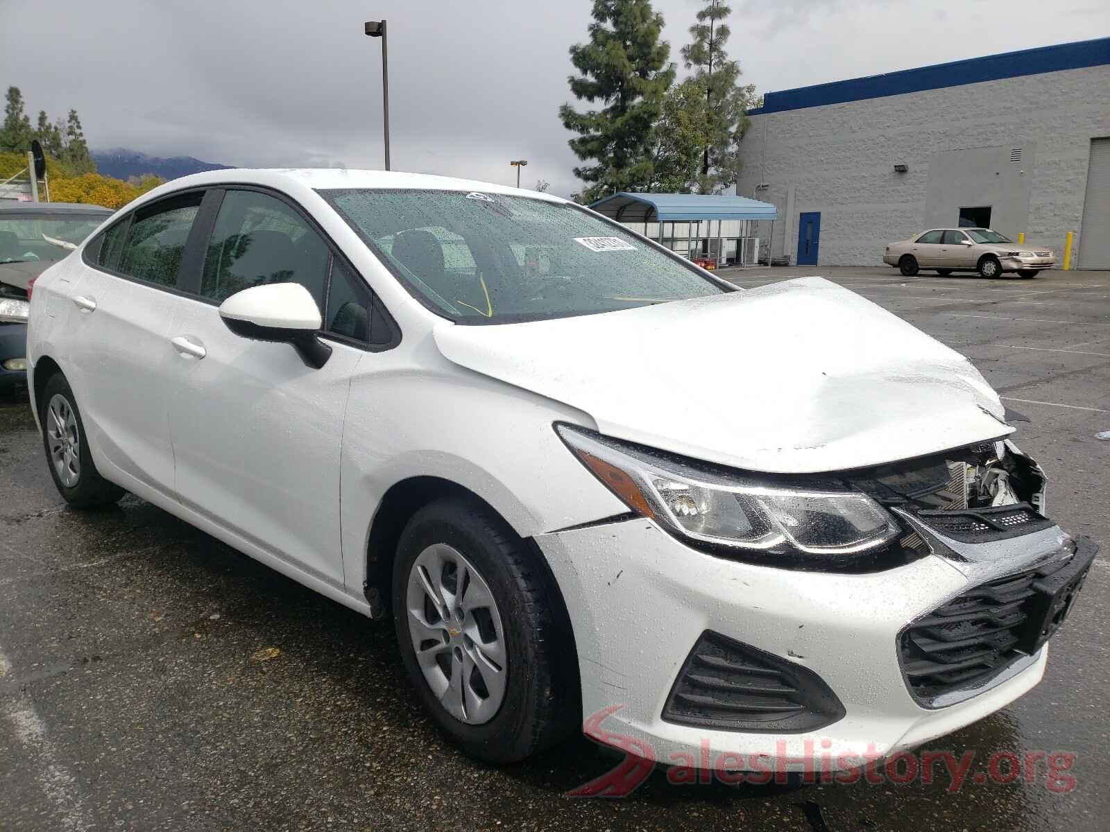 1G1BC5SMXK7151685 2019 CHEVROLET CRUZE