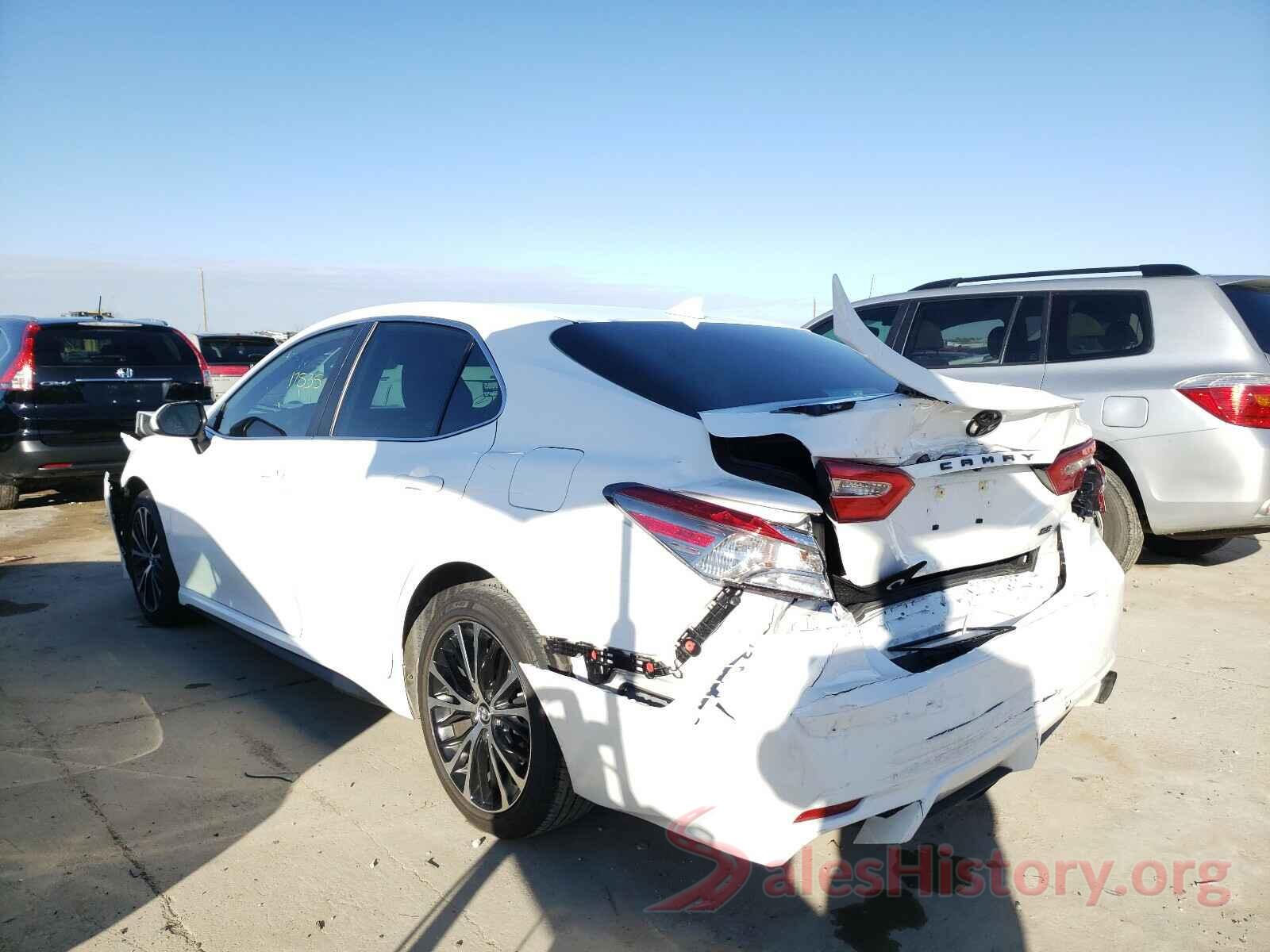 4T1B11HK2KU299676 2019 TOYOTA CAMRY