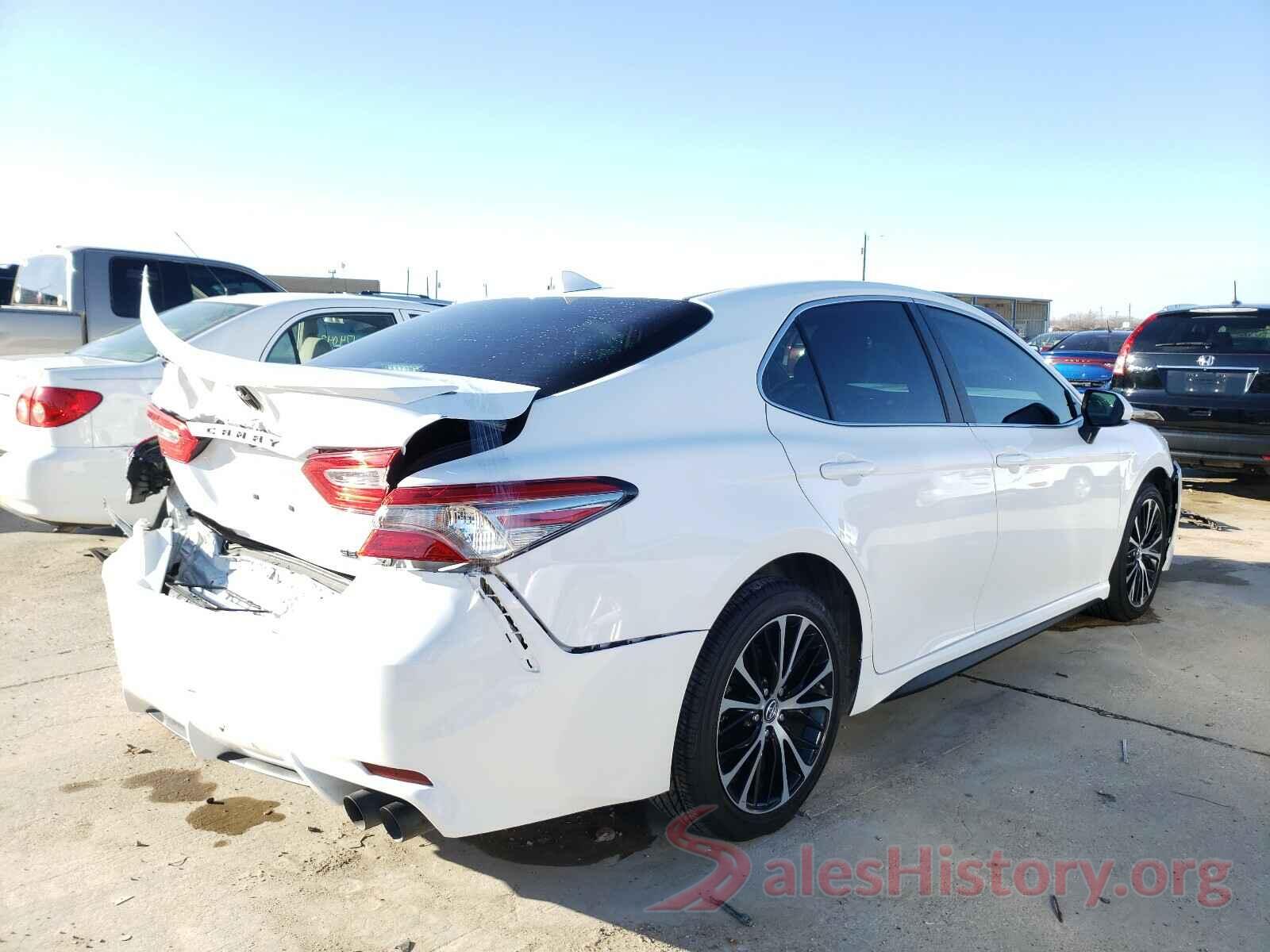 4T1B11HK2KU299676 2019 TOYOTA CAMRY