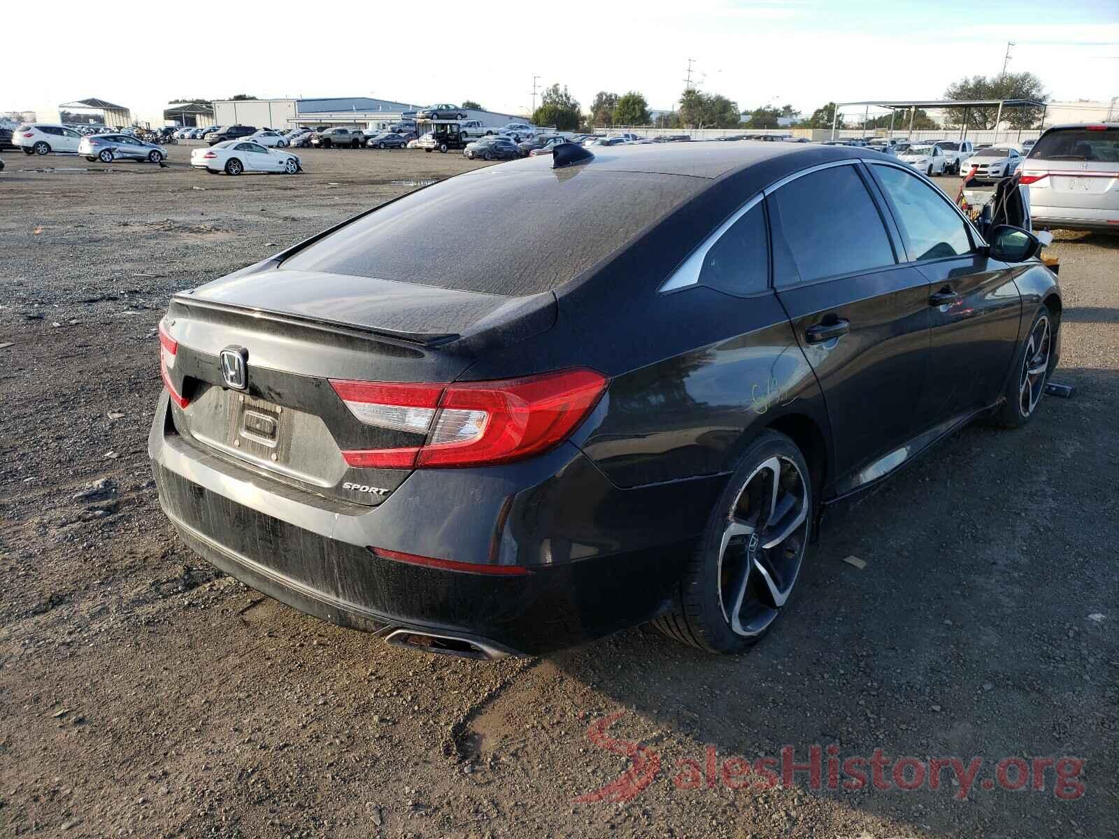 1HGCV1F35JA099062 2018 HONDA ACCORD