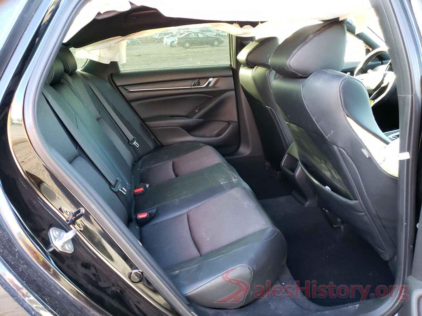 1HGCV1F35JA099062 2018 HONDA ACCORD