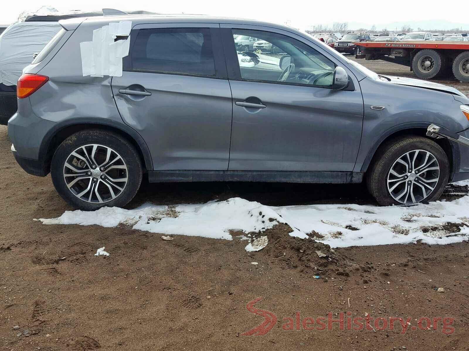 JA4AR3AU8KU007829 2019 MITSUBISHI OUTLANDER