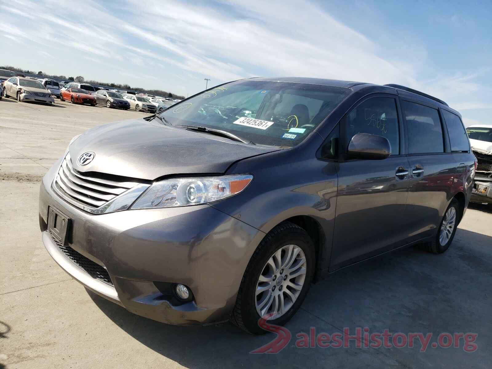 5TDYZ3DC8HS842513 2017 TOYOTA SIENNA