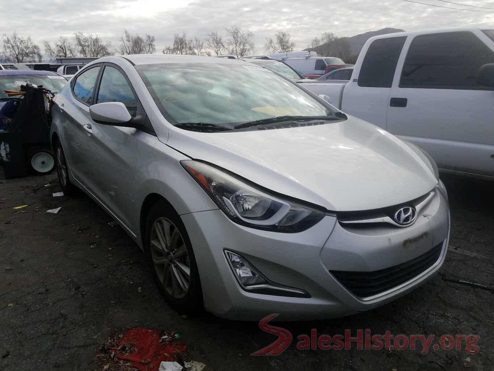 5NPDH4AE8GH657654 2016 HYUNDAI ELANTRA