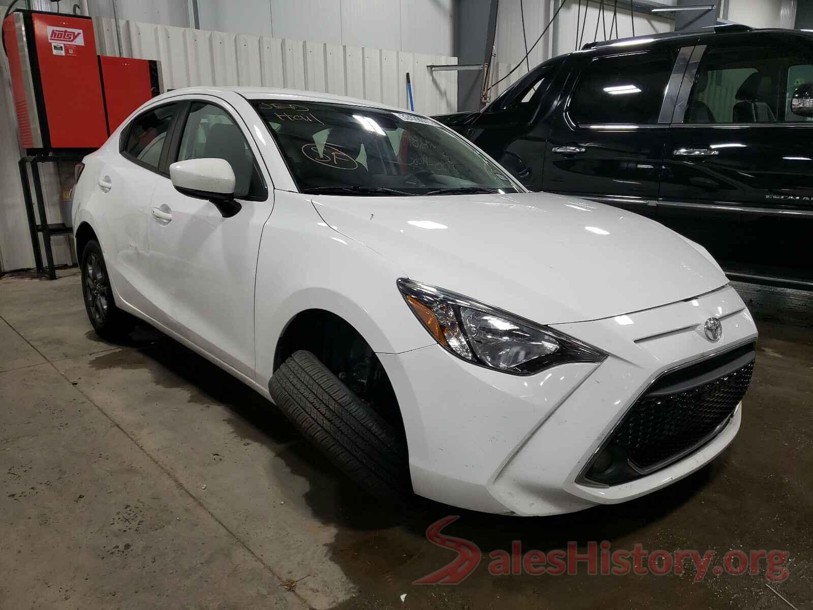 3MYDLBYV0KY526658 2019 TOYOTA YARIS