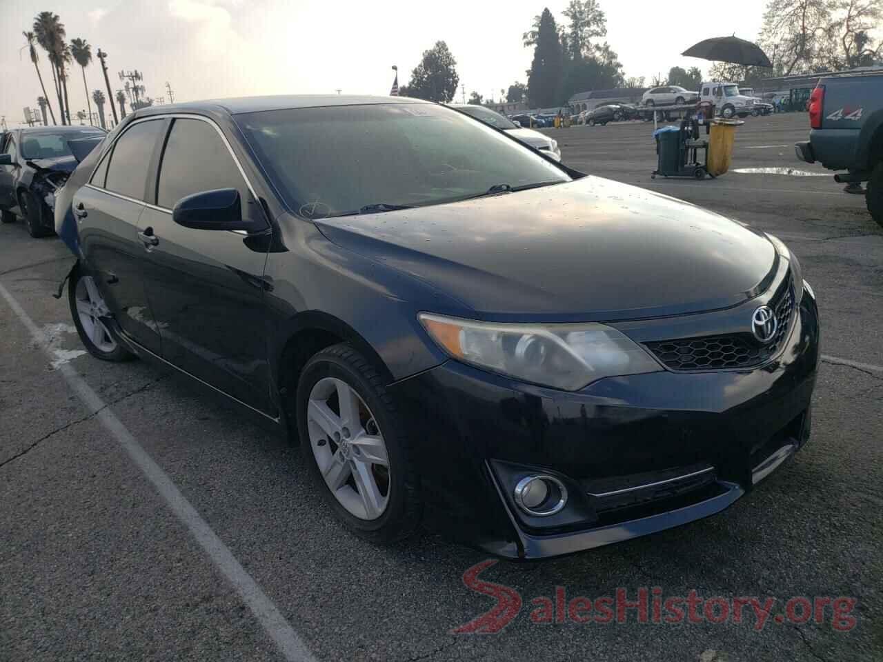 4T1BF1FK7EU326041 2014 TOYOTA CAMRY