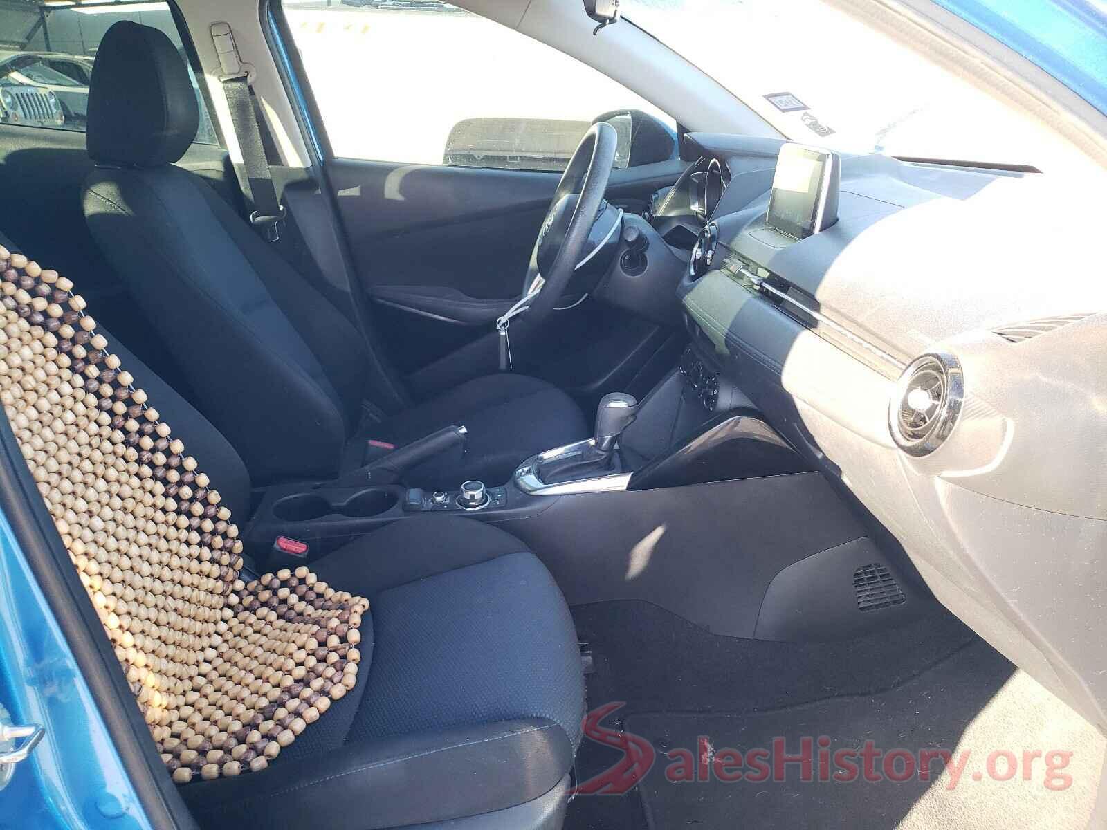 3MYDLBYVXHY158885 2017 TOYOTA YARIS