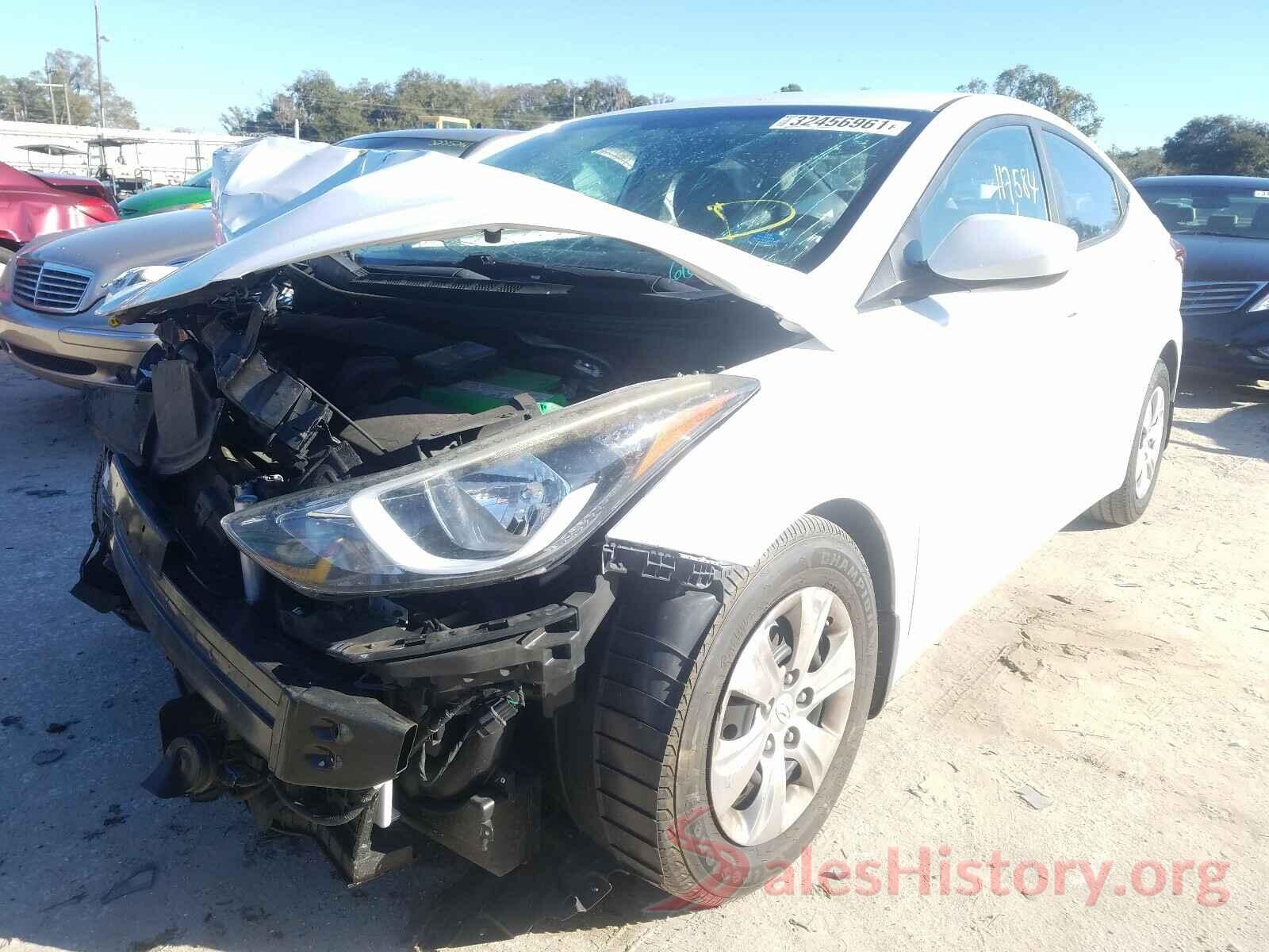 5NPDH4AE8GH665818 2016 HYUNDAI ELANTRA