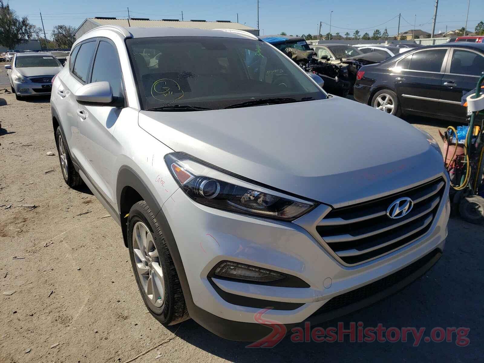 KM8J33A42HU305871 2017 HYUNDAI TUCSON