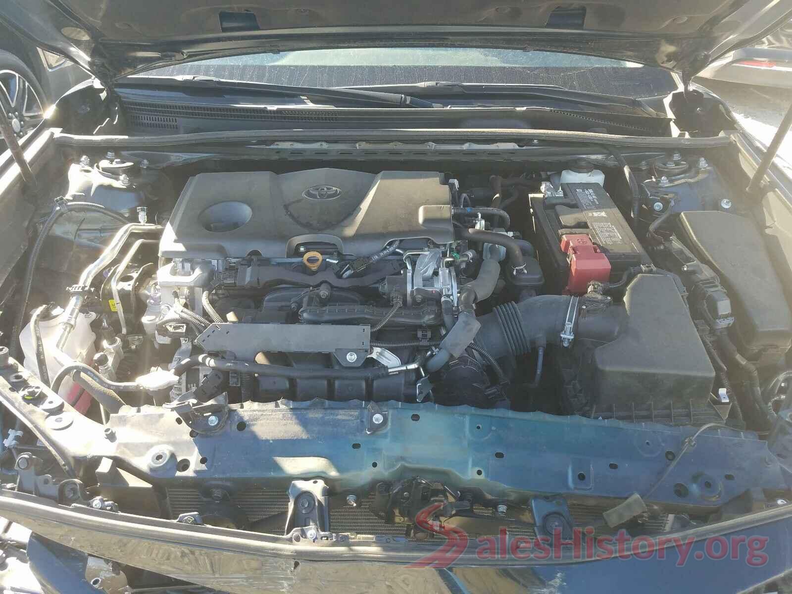 4T1B11HK2JU645501 2018 TOYOTA CAMRY