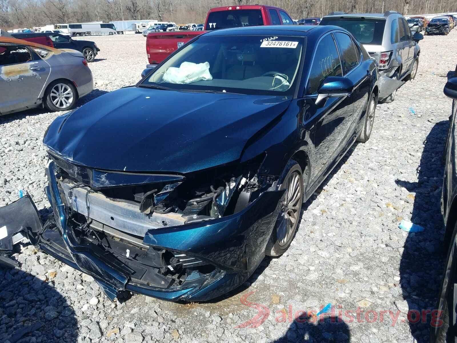 4T1B11HK2JU645501 2018 TOYOTA CAMRY