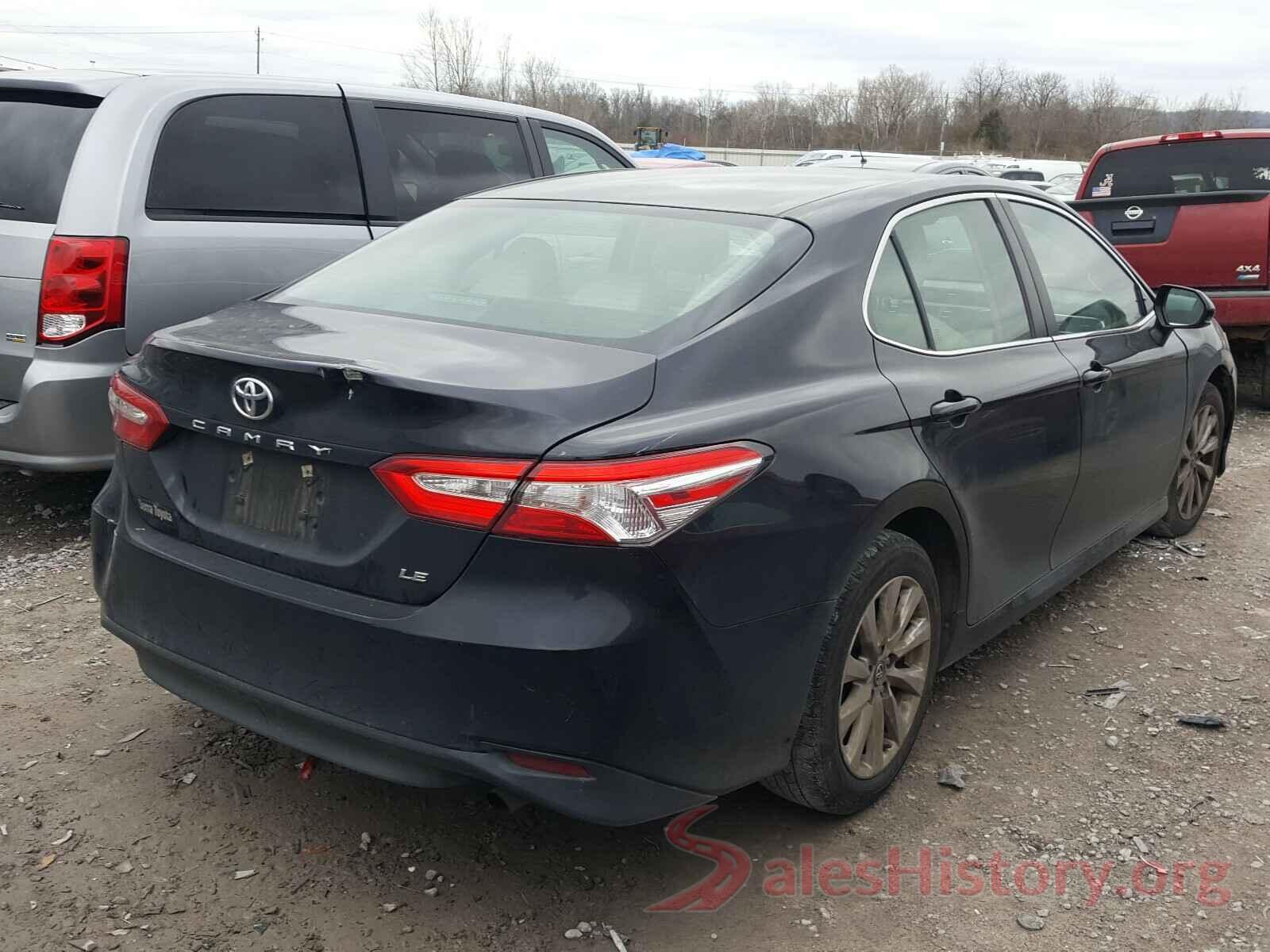 4T1B11HK8JU088058 2018 TOYOTA CAMRY