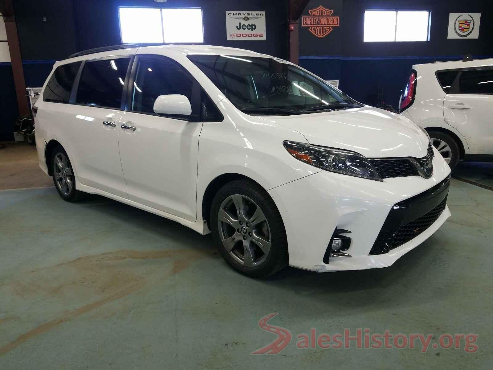 5TDXZ3DC5KS985678 2019 TOYOTA SIENNA