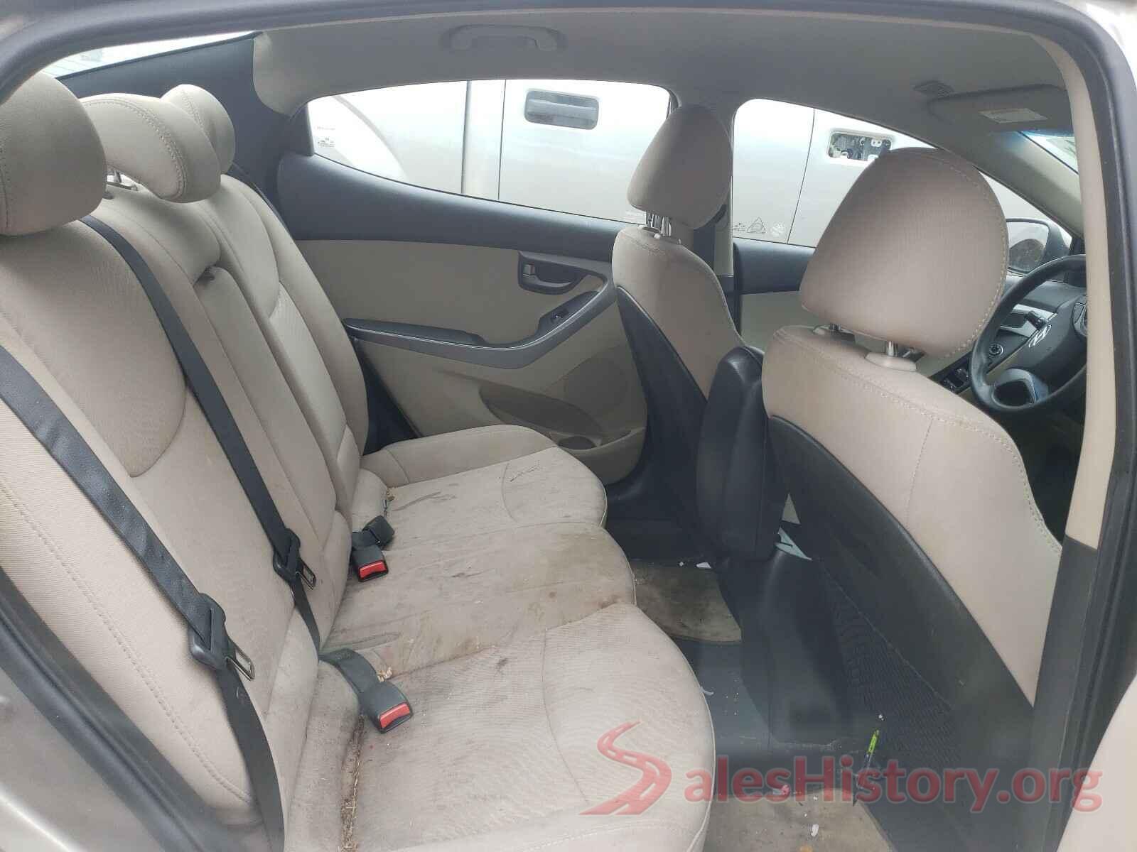 5NPDH4AE0GH708192 2016 HYUNDAI ELANTRA