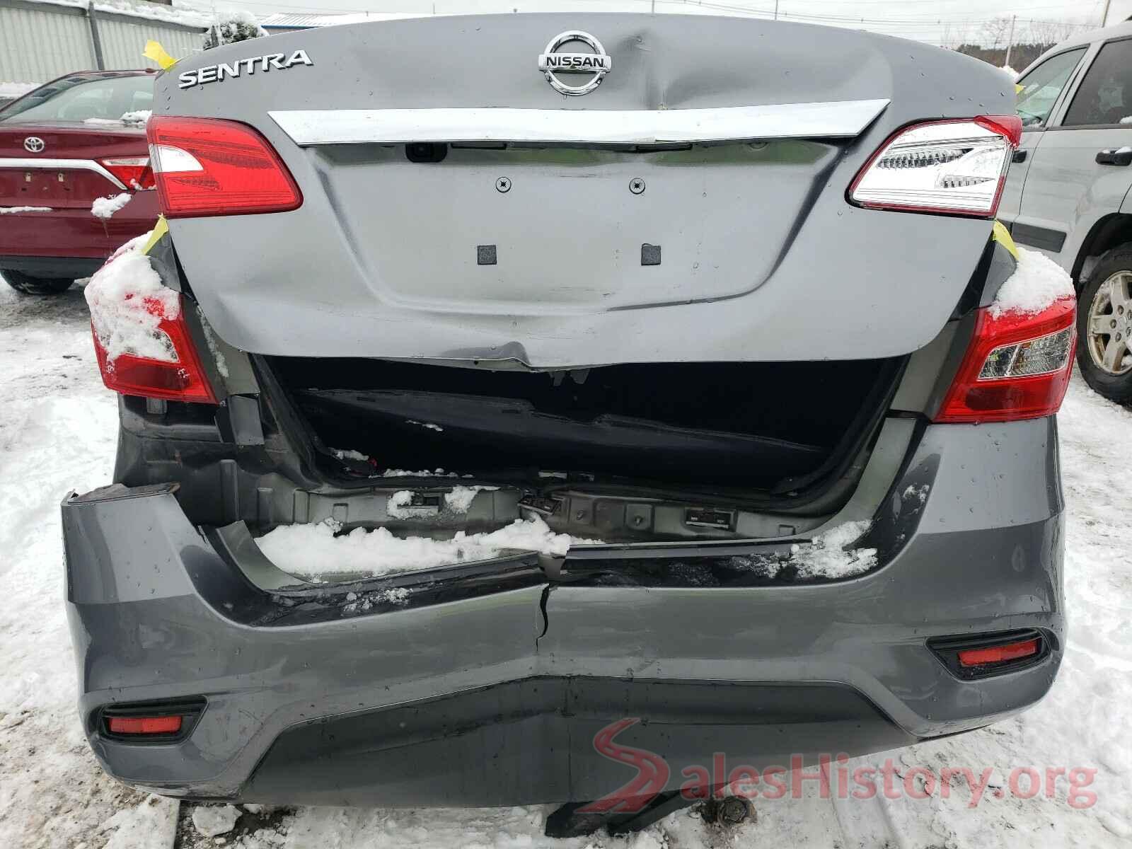 3N1AB7AP0JY332744 2018 NISSAN SENTRA