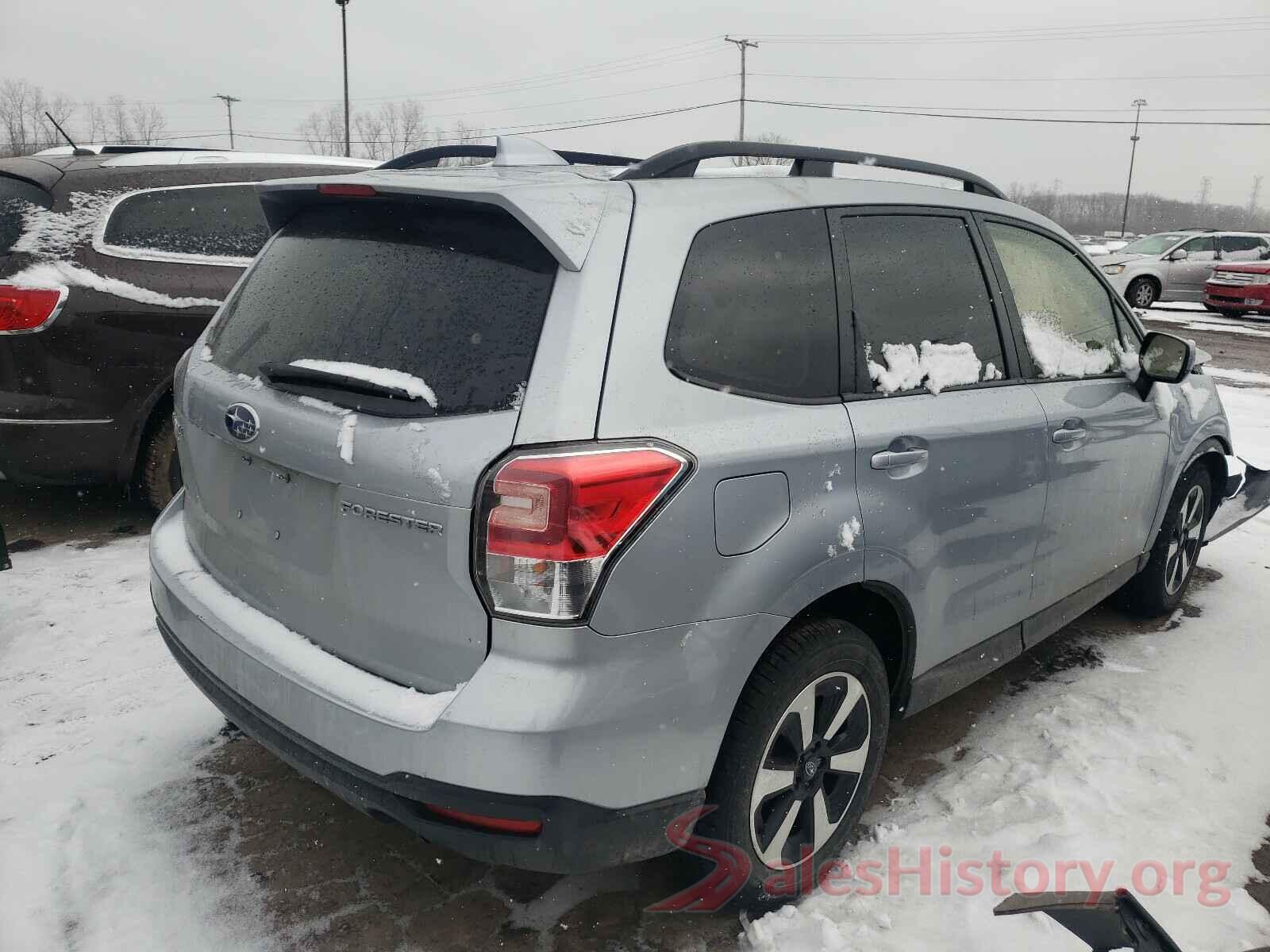 JF2SJAGC1JH460557 2018 SUBARU FORESTER