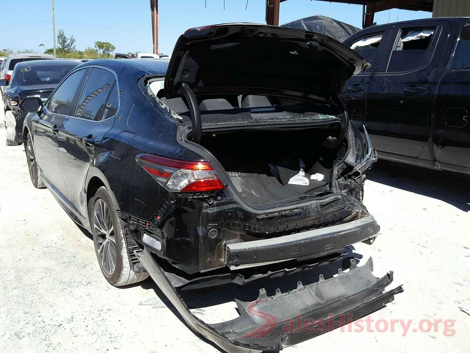 4T1B11HKXKU212798 2019 TOYOTA CAMRY