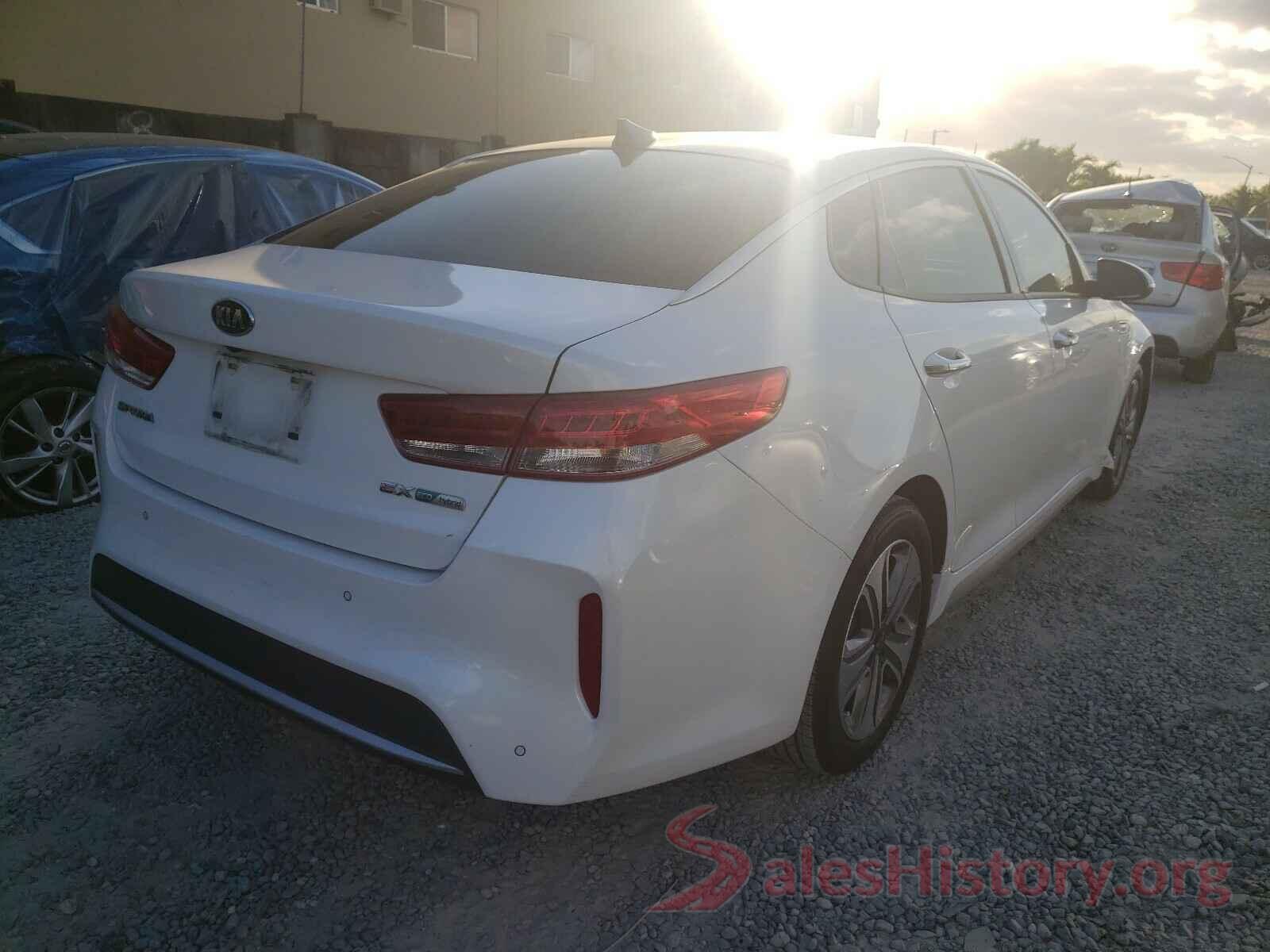 KNAGU4LC4H5005018 2017 KIA OPTIMA