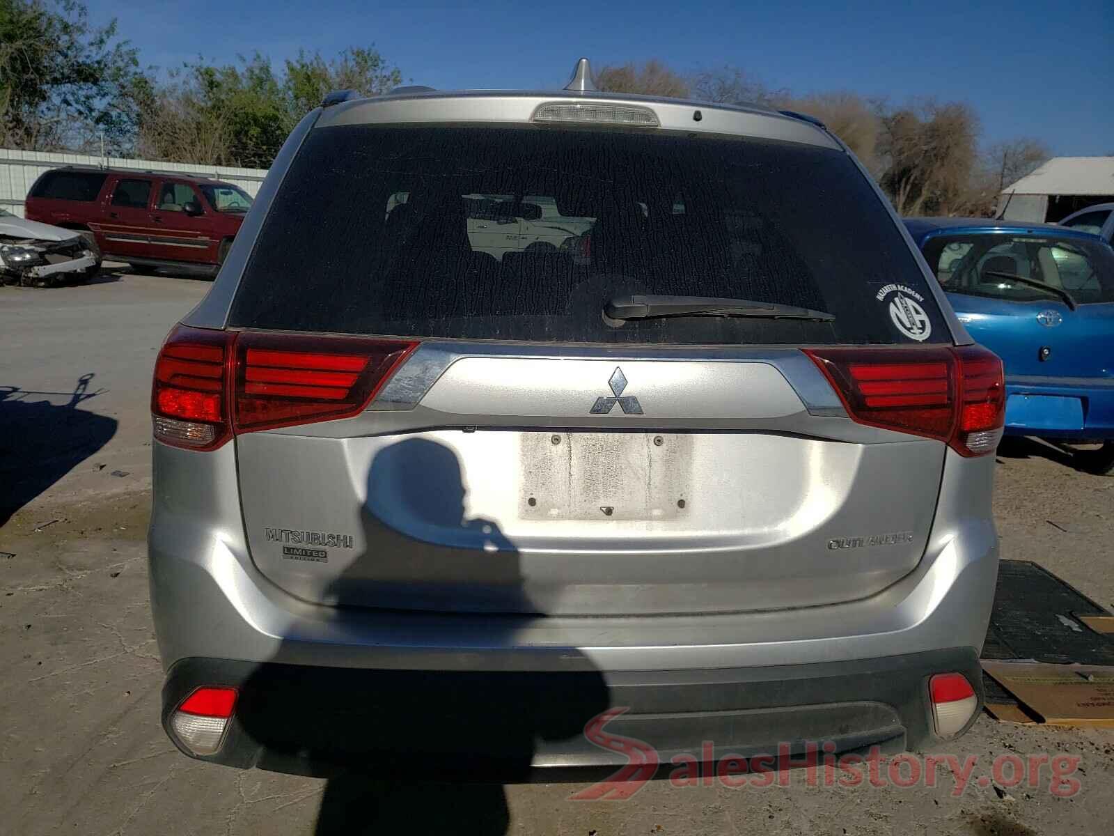 JA4AD3A37JZ050937 2018 MITSUBISHI OUTLANDER