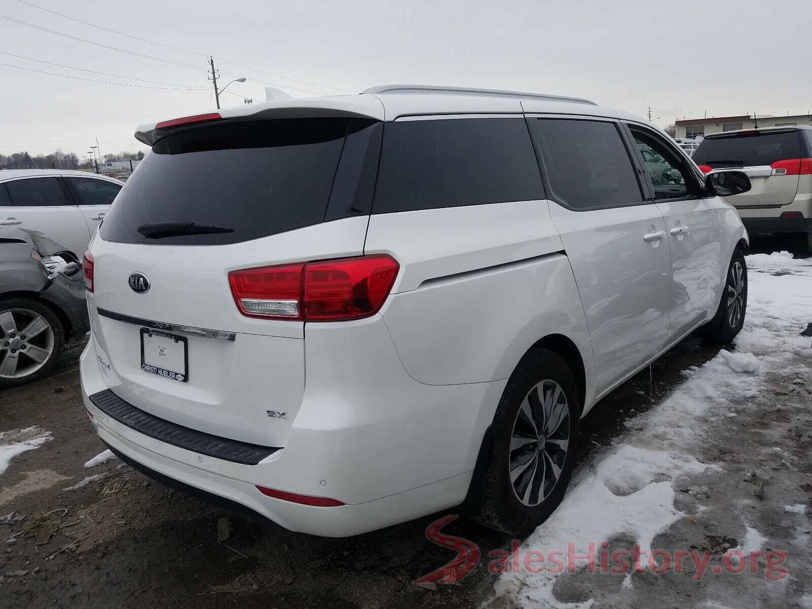 KNDMC5C11H6319569 2017 KIA SEDONA