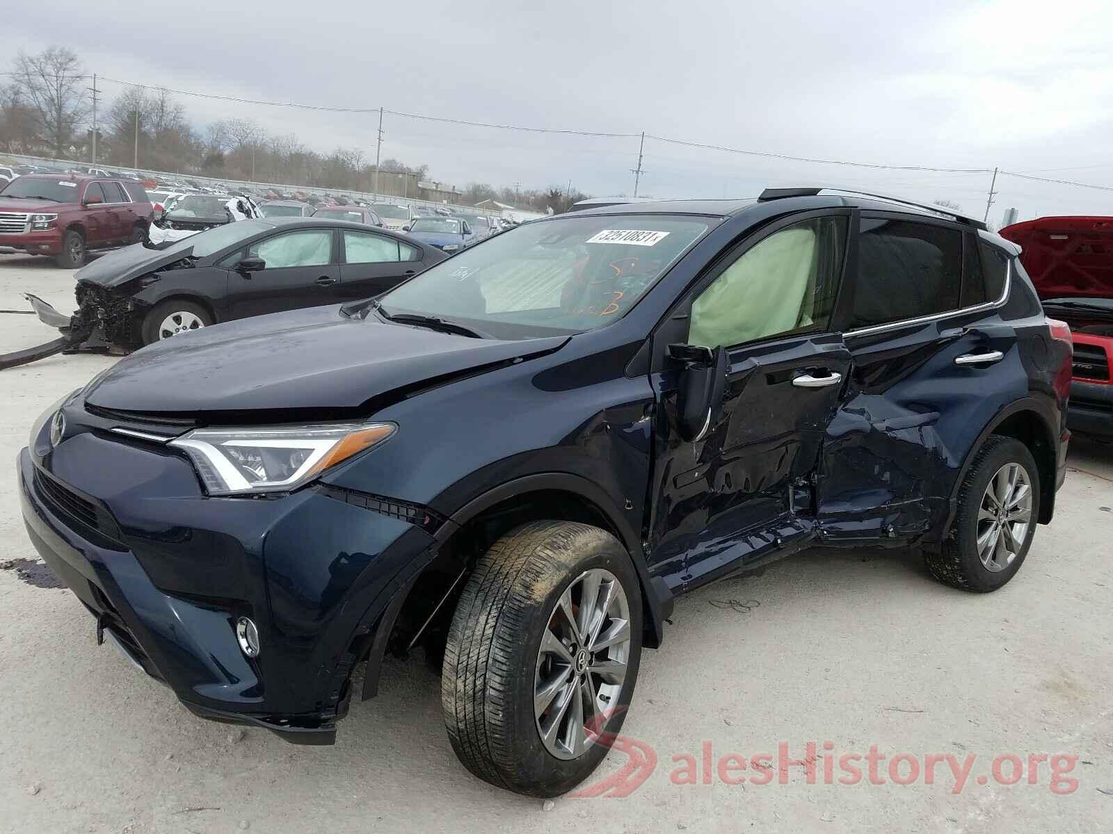 JTMDFREV6JJ254932 2018 TOYOTA RAV4