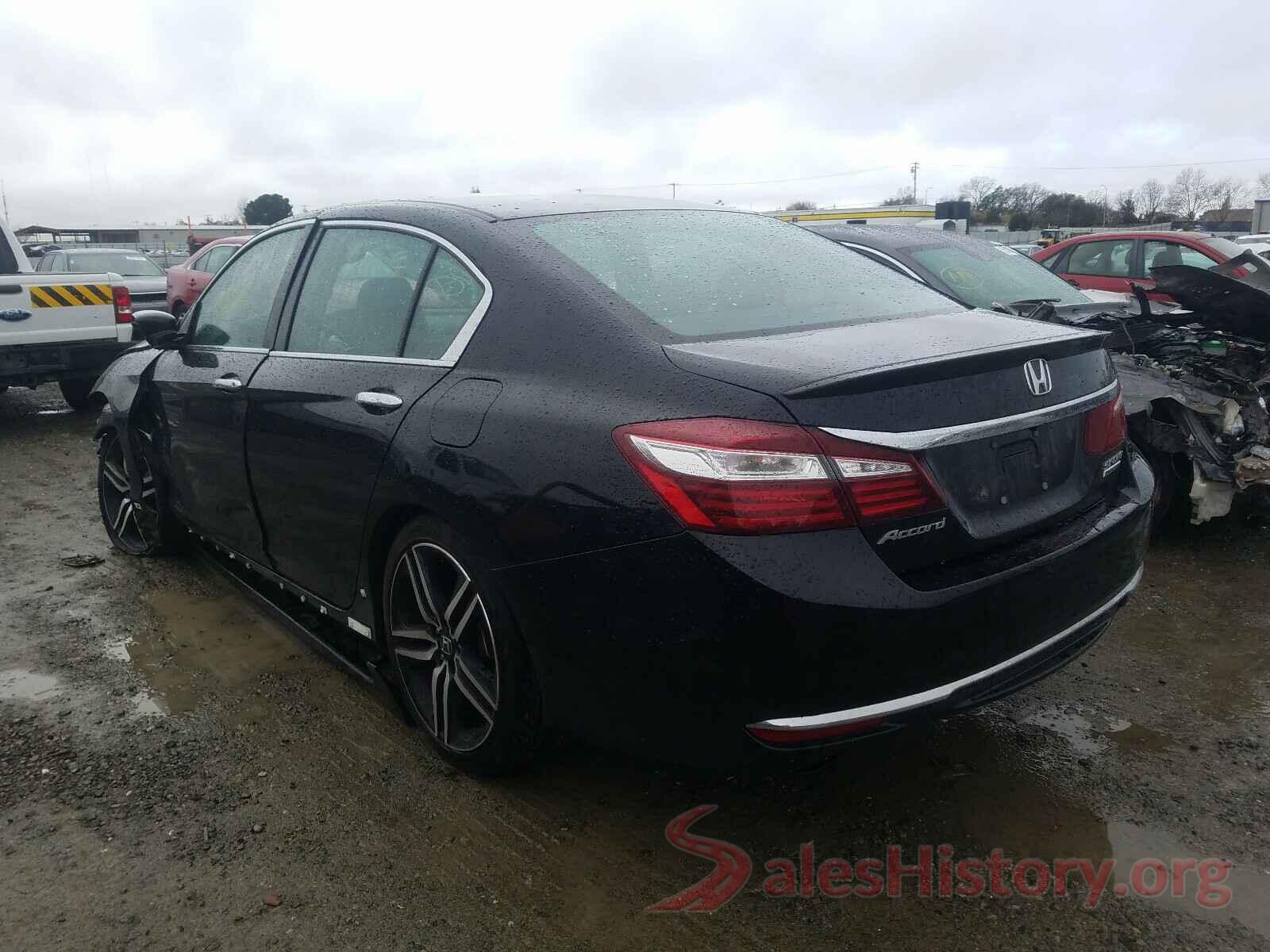 1HGCR2F18HA171861 2017 HONDA ACCORD