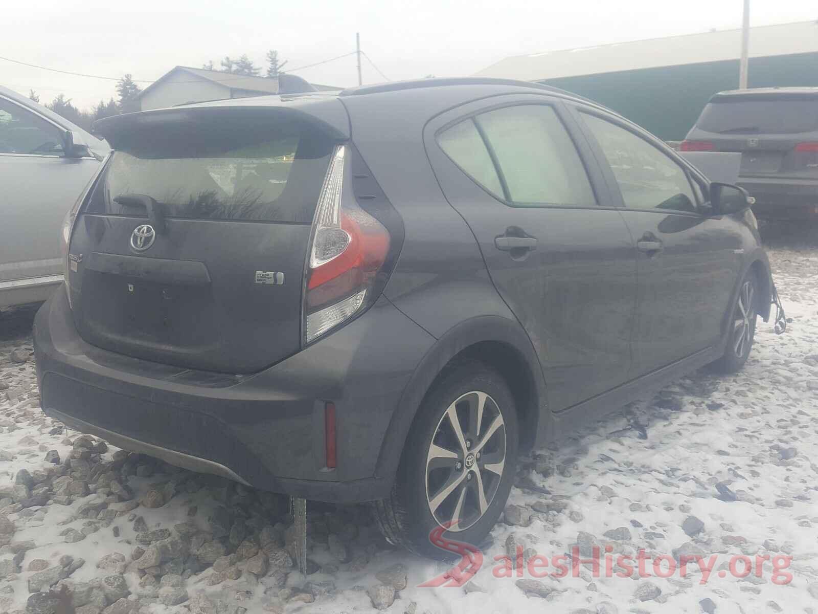 JTDKDTB35J1606086 2018 TOYOTA PRIUS