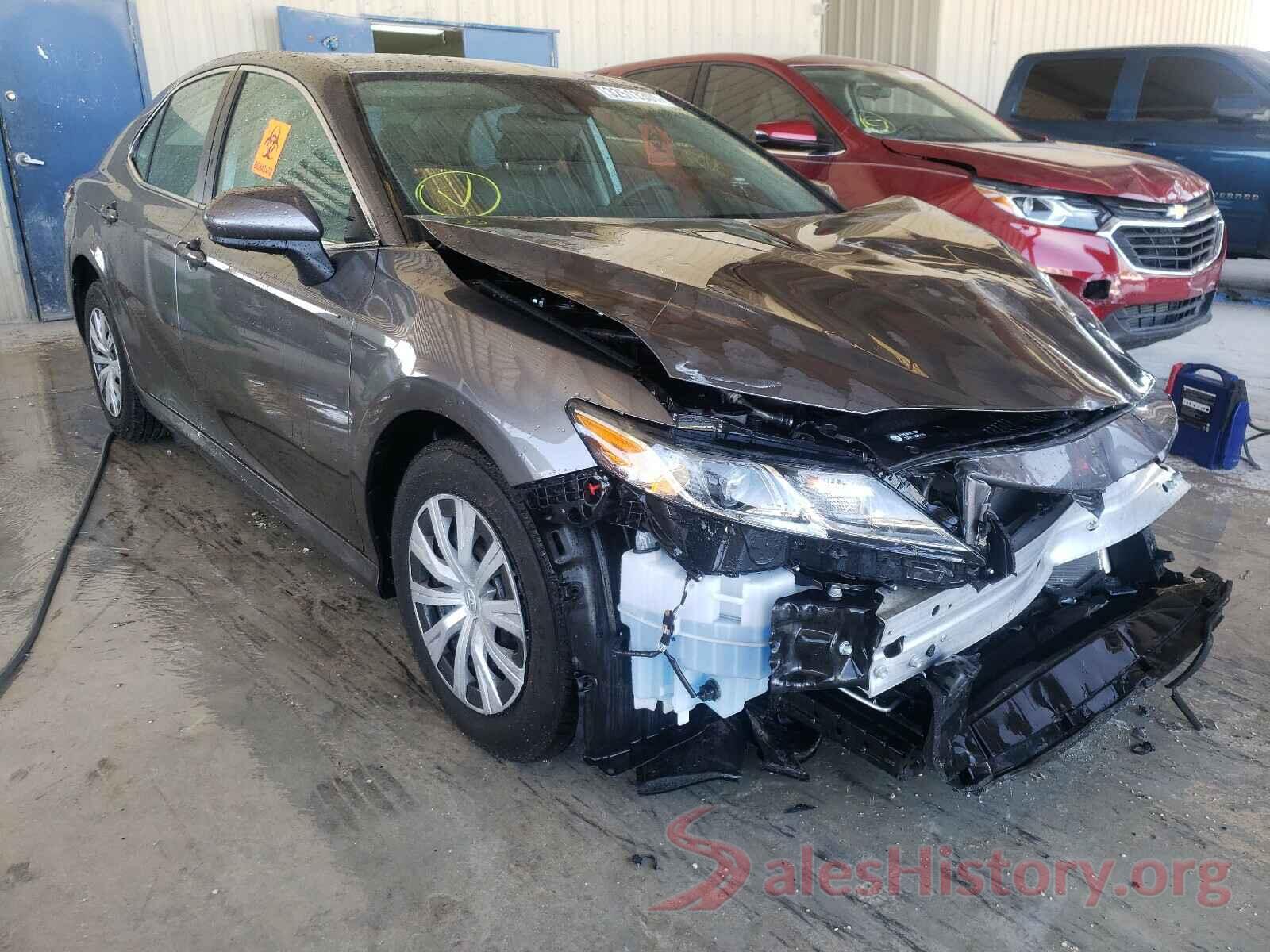 4T1A11AK1LU886443 2020 TOYOTA CAMRY