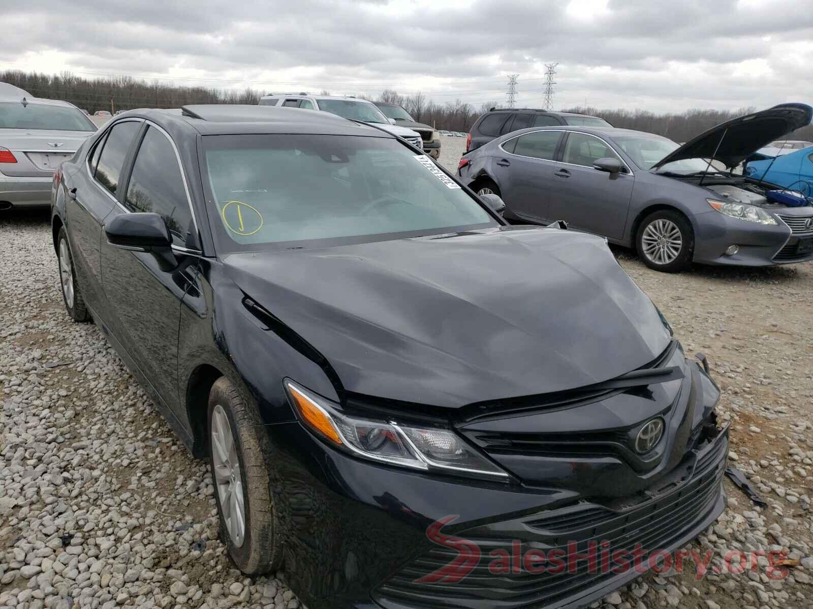 4T1B11HKXJU512047 2018 TOYOTA CAMRY