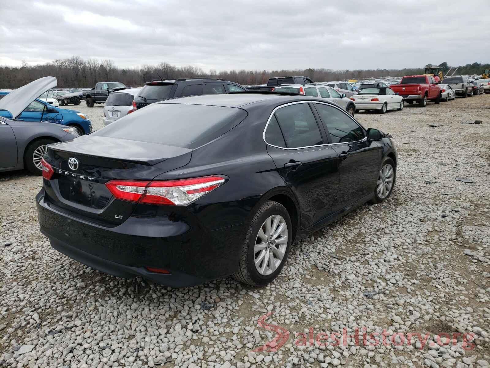 4T1B11HKXJU512047 2018 TOYOTA CAMRY