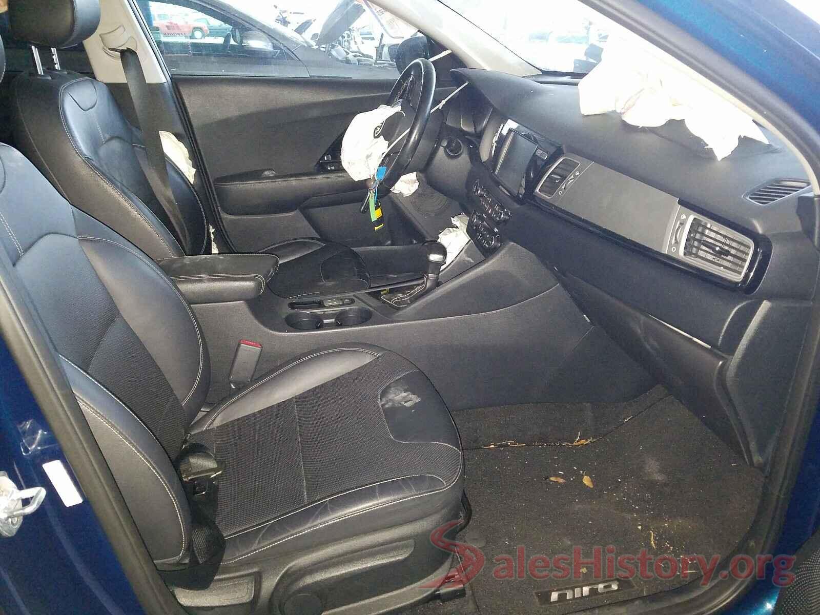 KNDCE3LC4H5047570 2017 KIA NIRO