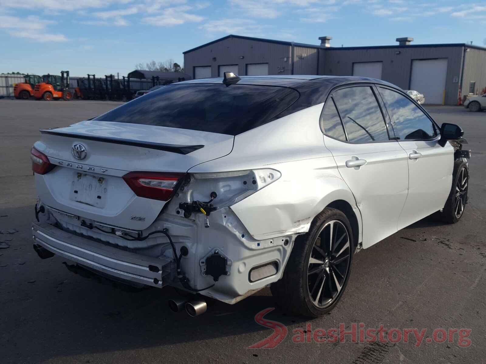 4T1B61HK8KU264898 2019 TOYOTA CAMRY