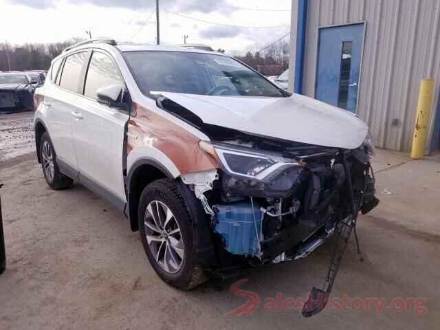 JTMRJREV2JD252372 2018 TOYOTA RAV4