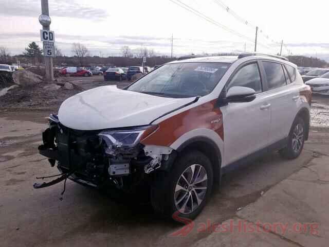 JTMRJREV2JD252372 2018 TOYOTA RAV4