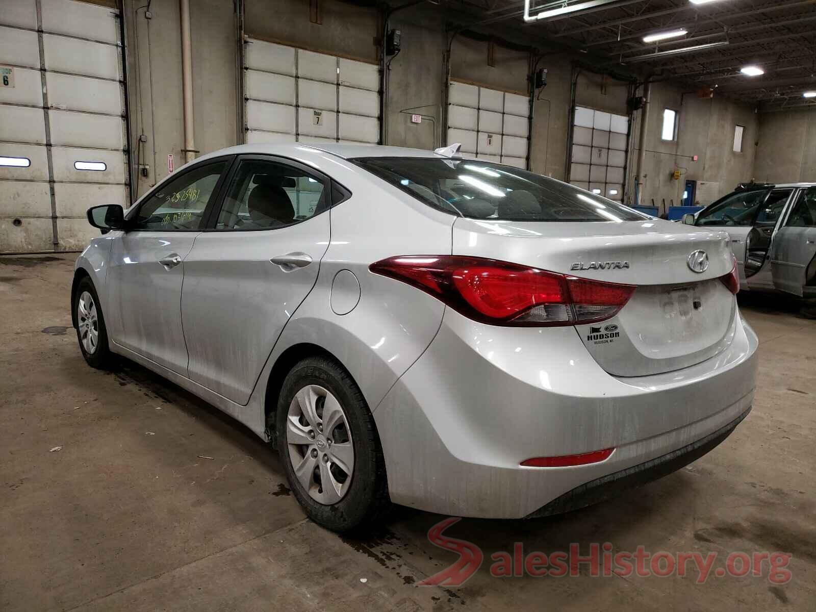 5NPDH4AE7GH729735 2016 HYUNDAI ELANTRA