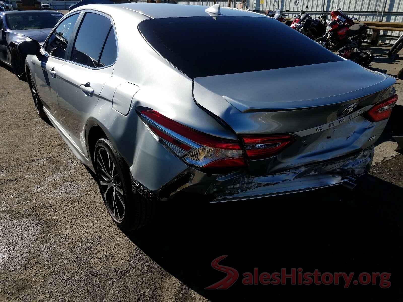 4T1G11AK9LU352018 2020 TOYOTA CAMRY