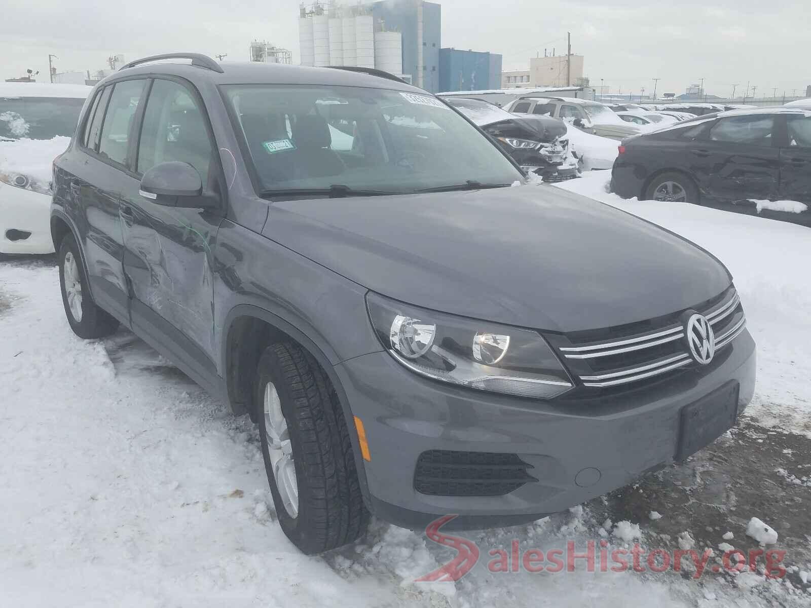 WVGBV7AX6HK029786 2017 VOLKSWAGEN TIGUAN