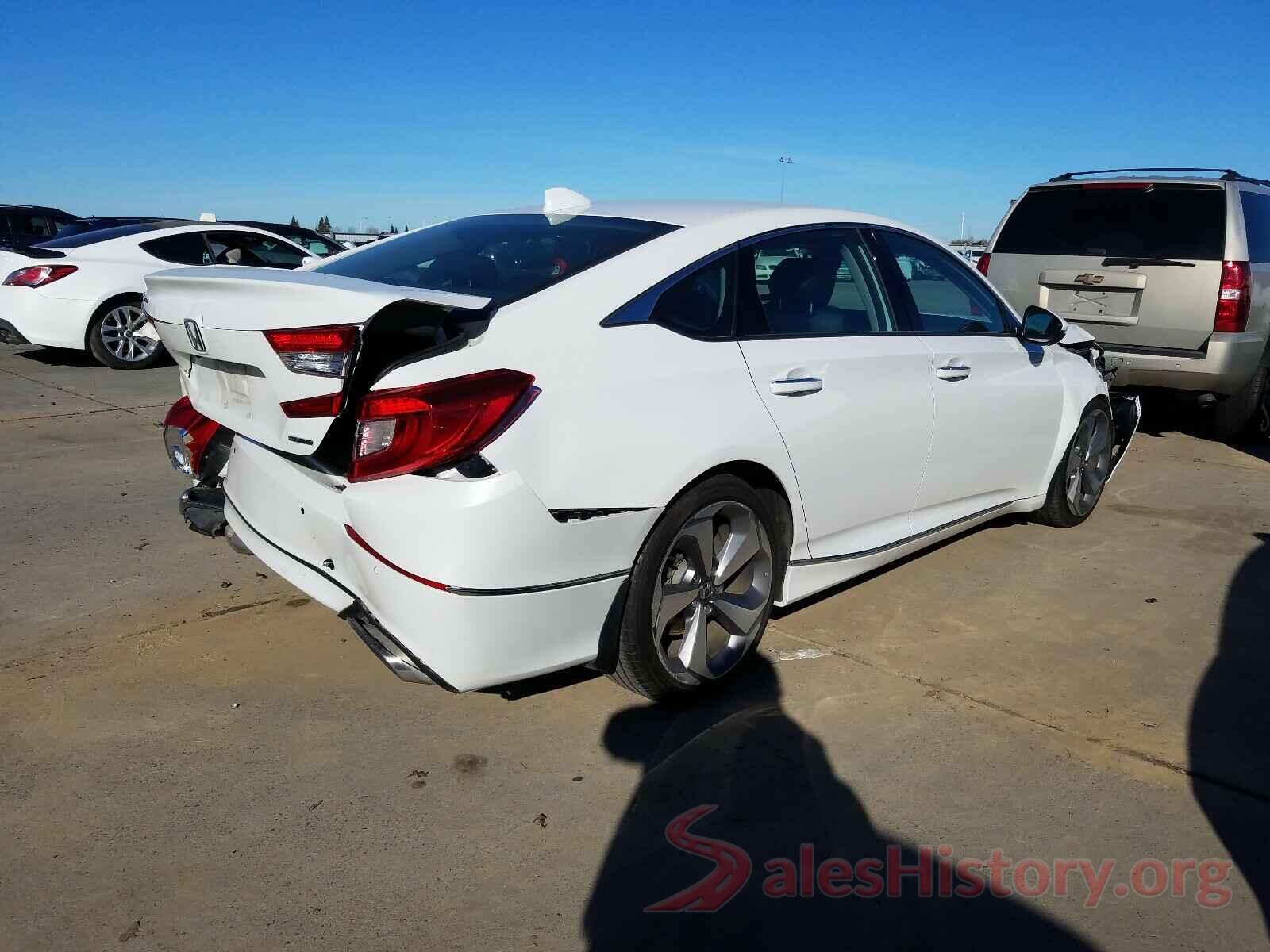 1HGCV1F98JA046988 2018 HONDA ACCORD